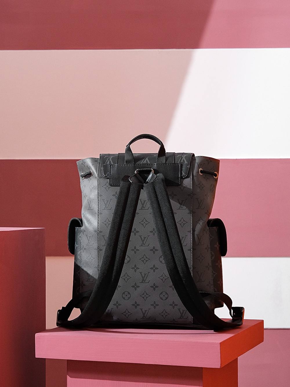 Ellebag Factory Replication Techniques for Louis Vuitton Christopher Small Backpack (M46331)-Legjobb minőségű hamis Louis Vuitton táska online áruház, replika designer táska ru