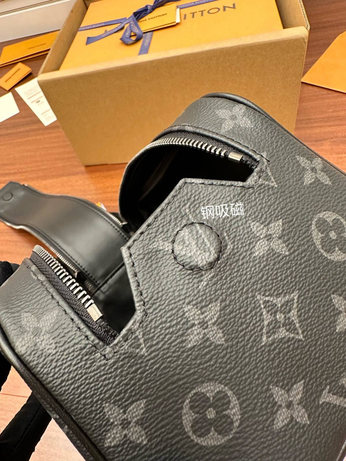 Ellebag Factory Replication Technique – Louis Vuitton DOPP KIT Toiletry Bag (M46354)-Labākās kvalitātes viltotās Louis Vuitton somas tiešsaistes veikals, dizaineru somas kopija ru