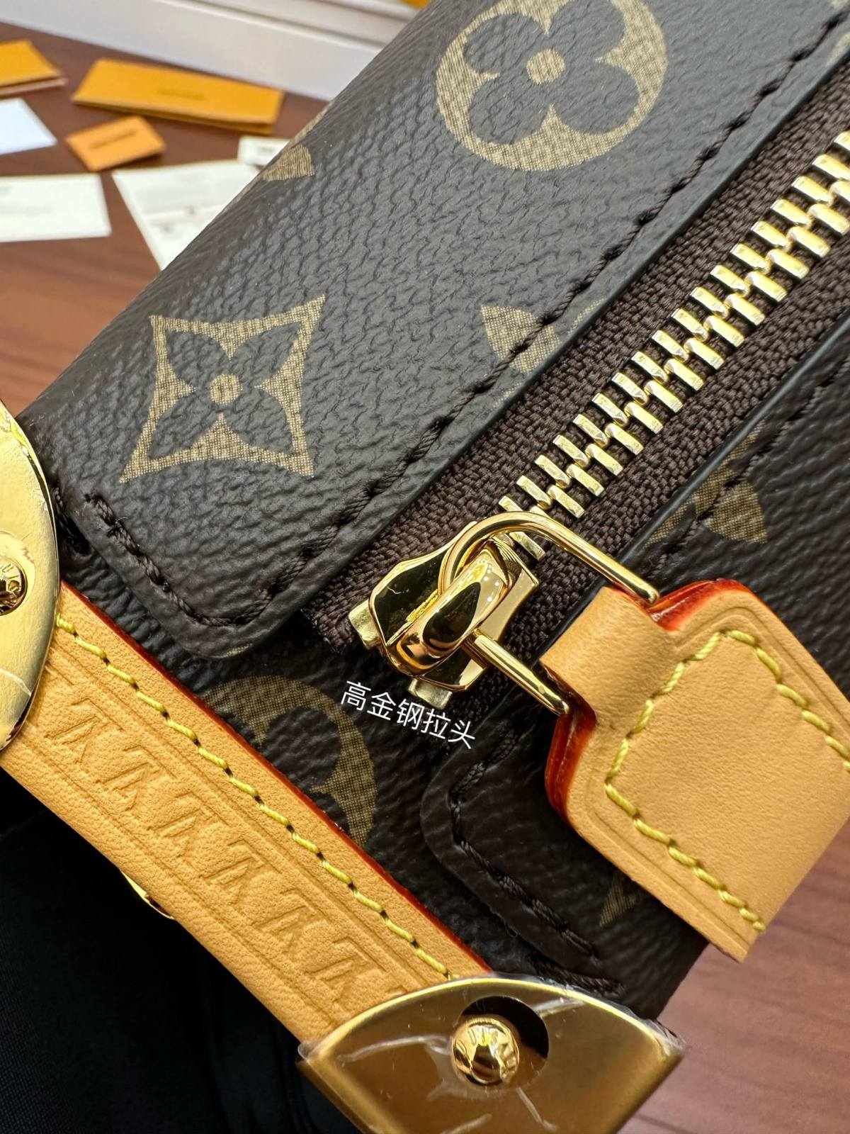 Ellebag Factory Replication Technique – Louis Vuitton SIDE TRUNK Handbag (M46358)-最好的質量假路易威登包網上商店，複製設計師包 ru