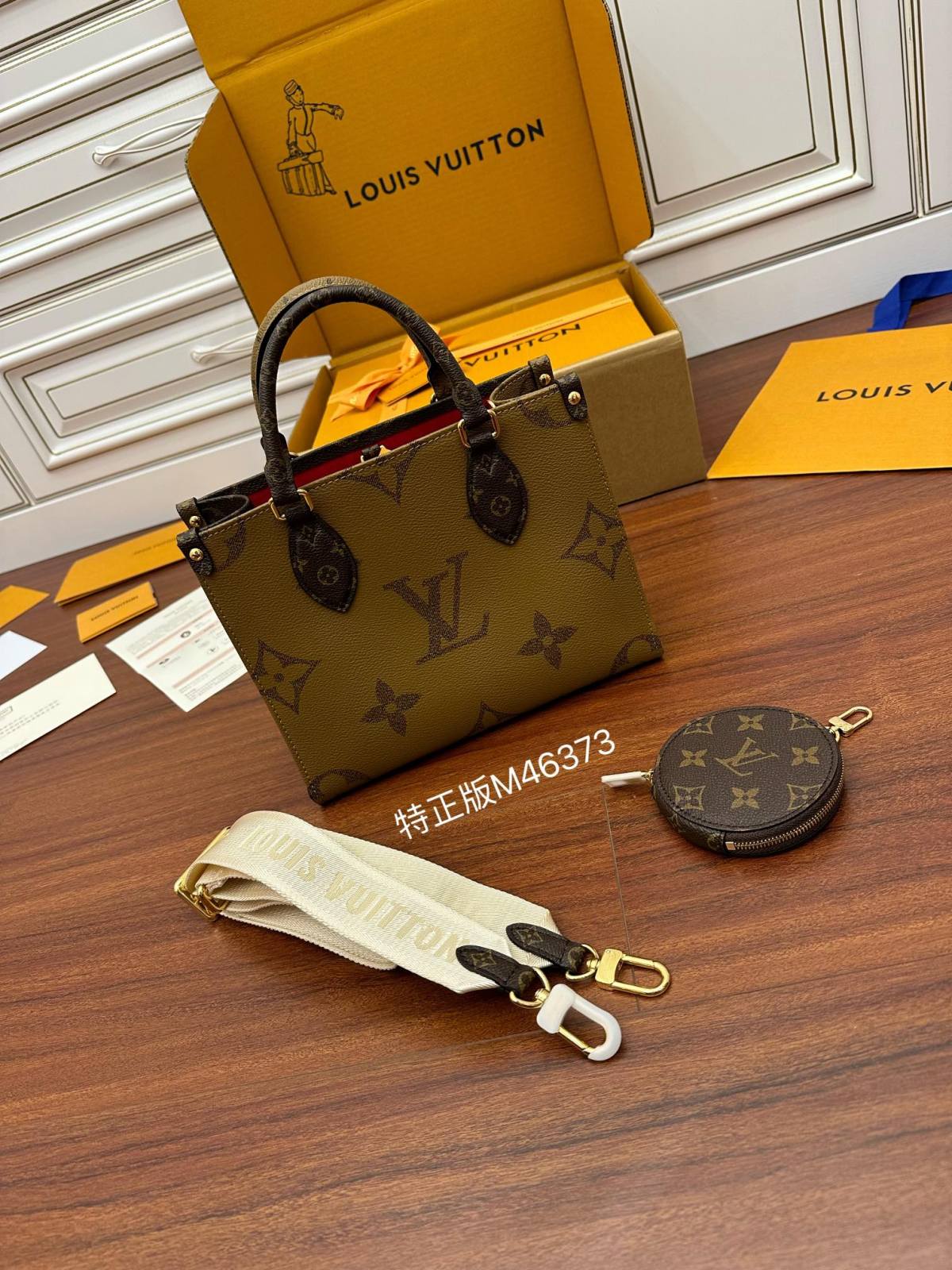 Ellebag Factory Replication Technique – Louis Vuitton ONTHEGO Small Handbag (M46373)-Labākās kvalitātes viltotās Louis Vuitton somas tiešsaistes veikals, dizaineru somas kopija ru