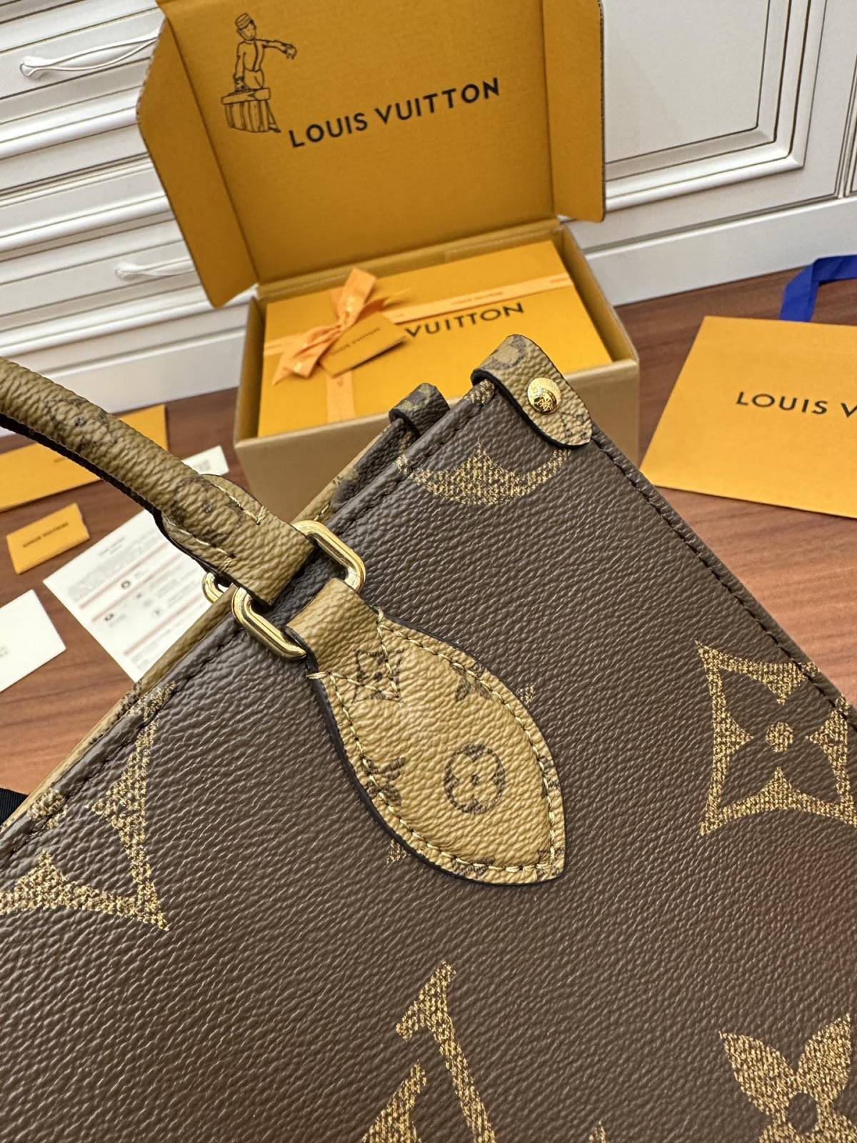 Ellebag Factory Replication Technique – Louis Vuitton ONTHEGO Small Handbag (M46373)-Tayada ugu Fiican ee Louis Vuitton Boorsada Online Store, Bac naqshadeeye nuqul ah