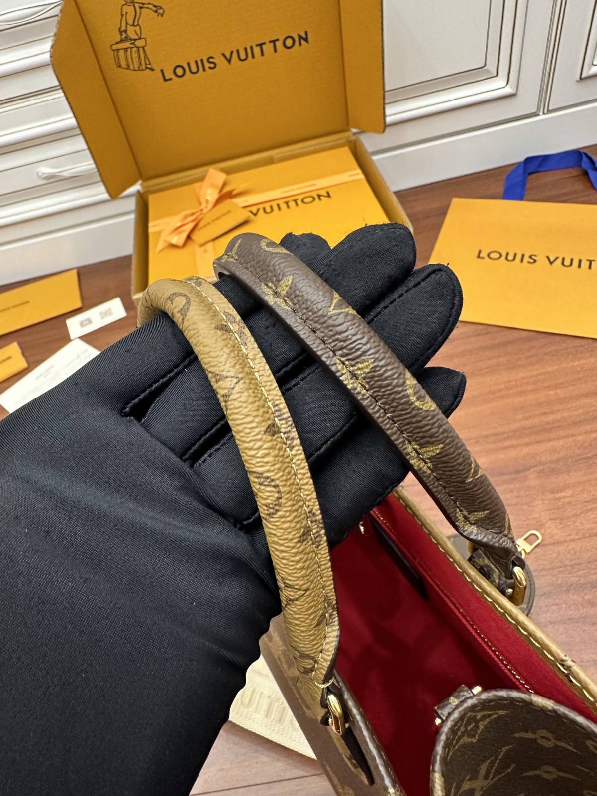 Ellebag Factory Replication Technique – Louis Vuitton ONTHEGO Small Handbag (M46373)-उत्तम गुणवत्ता नकली लुई Vuitton बैग ऑनलाइन स्टोर, प्रतिकृति डिजाइनर बैग ru