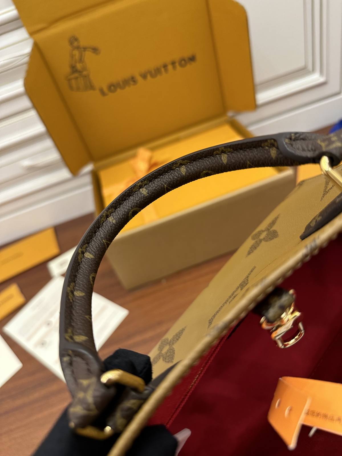 Ellebag Factory Replication Technique – Louis Vuitton ONTHEGO Small Handbag (M46373)-Labākās kvalitātes viltotās Louis Vuitton somas tiešsaistes veikals, dizaineru somas kopija ru