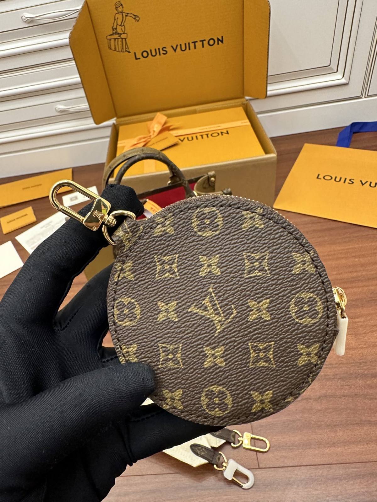 Ellebag Factory Replication Technique – Louis Vuitton ONTHEGO Small Handbag (M46373)-Najlepsza jakość fałszywych torebek Louis Vuitton Sklep internetowy, projektant repliki torebki ru