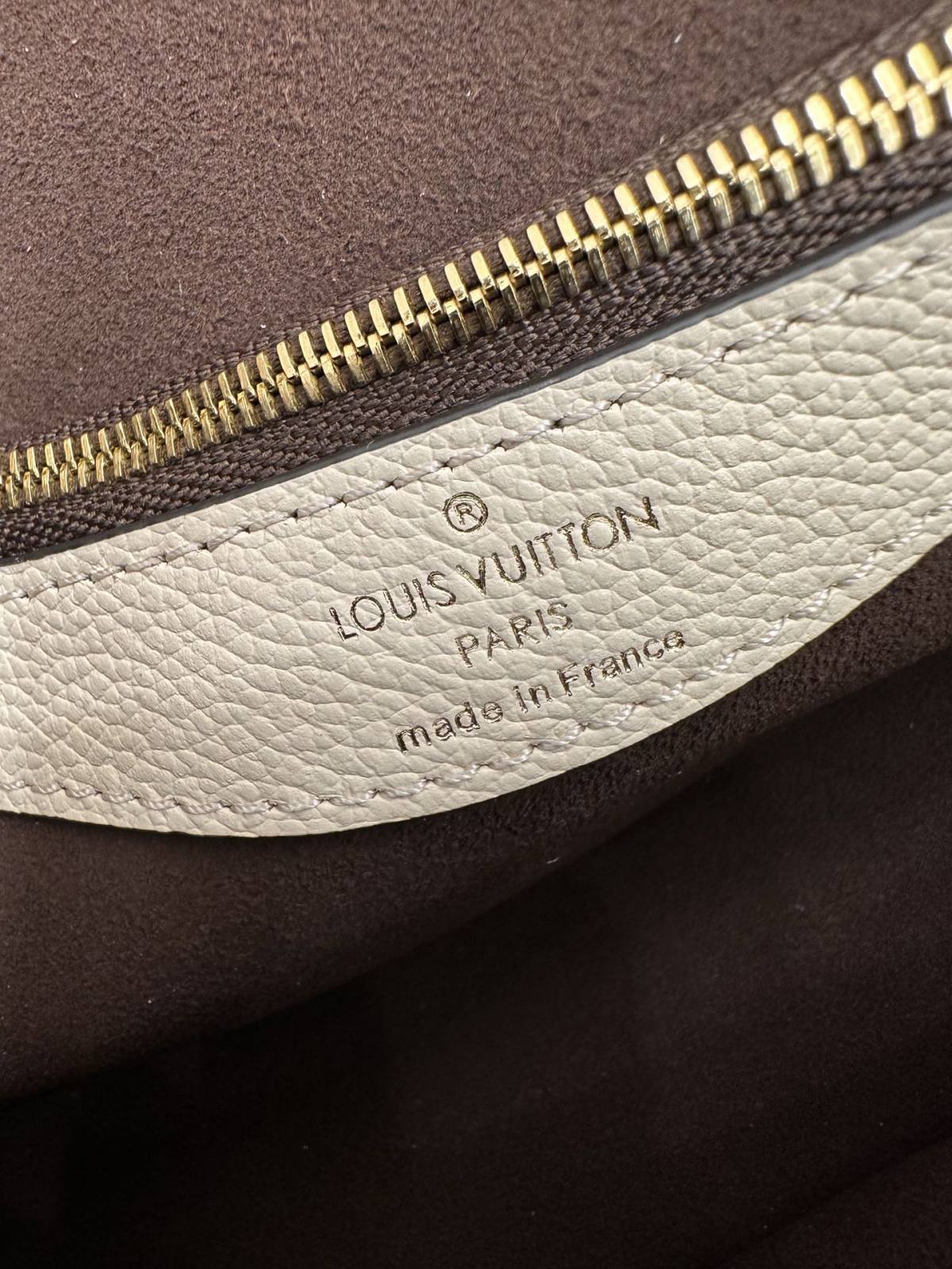 Ellebag Factory Replication Technique – Louis Vuitton DIANE Handbag (M46388)-Legjobb minőségű hamis Louis Vuitton táska online áruház, replika designer táska ru