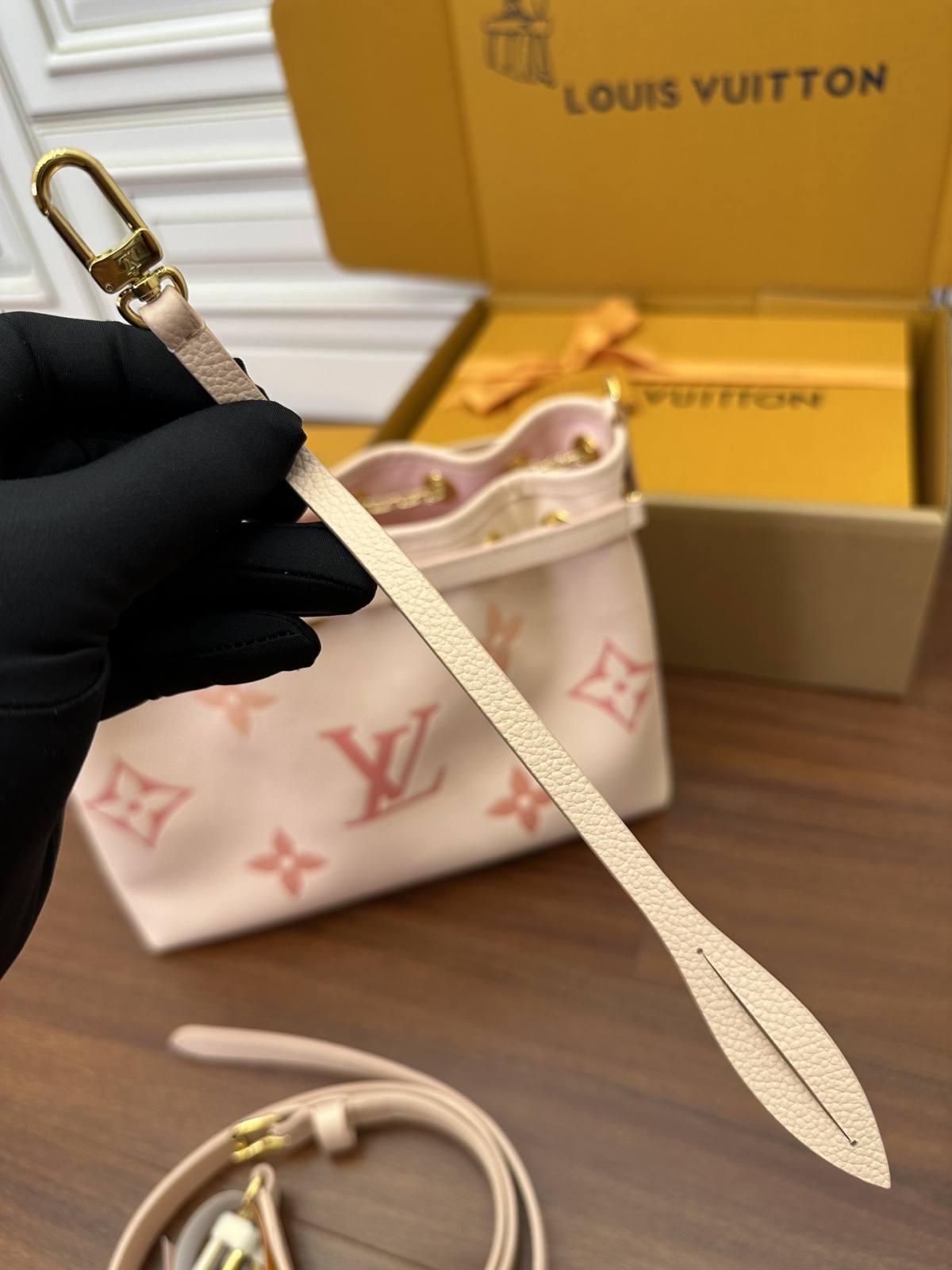 Ellebag Factory Replication Technique – Louis Vuitton Summer Bundle Handbag (M46492)-Labākās kvalitātes viltotās Louis Vuitton somas tiešsaistes veikals, dizaineru somas kopija ru