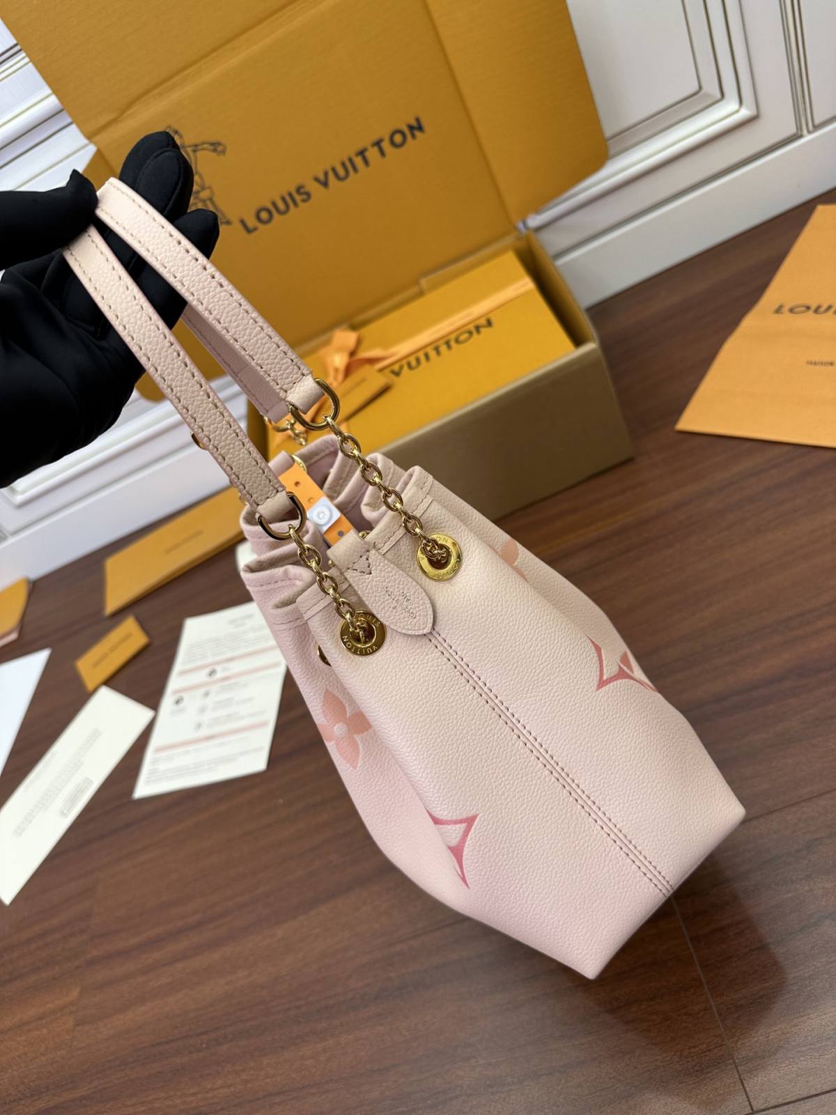 Ellebag Factory Replication Technique – Louis Vuitton Summer Bundle Handbag (M46492)-Labākās kvalitātes viltotās Louis Vuitton somas tiešsaistes veikals, dizaineru somas kopija ru