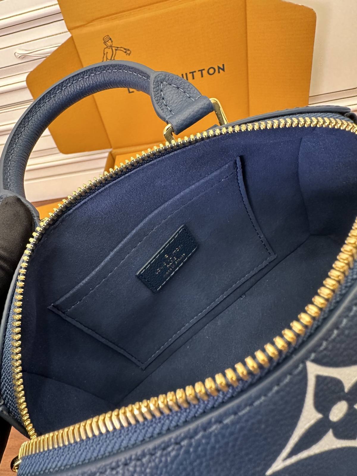 Ellebag Factory Replication Technique – Louis Vuitton SPEEDY BANDOULIÈRE 20 (M46517)-Toko Online Tas Louis Vuitton Palsu Kualitas Terbaik, Tas desainer replika ru