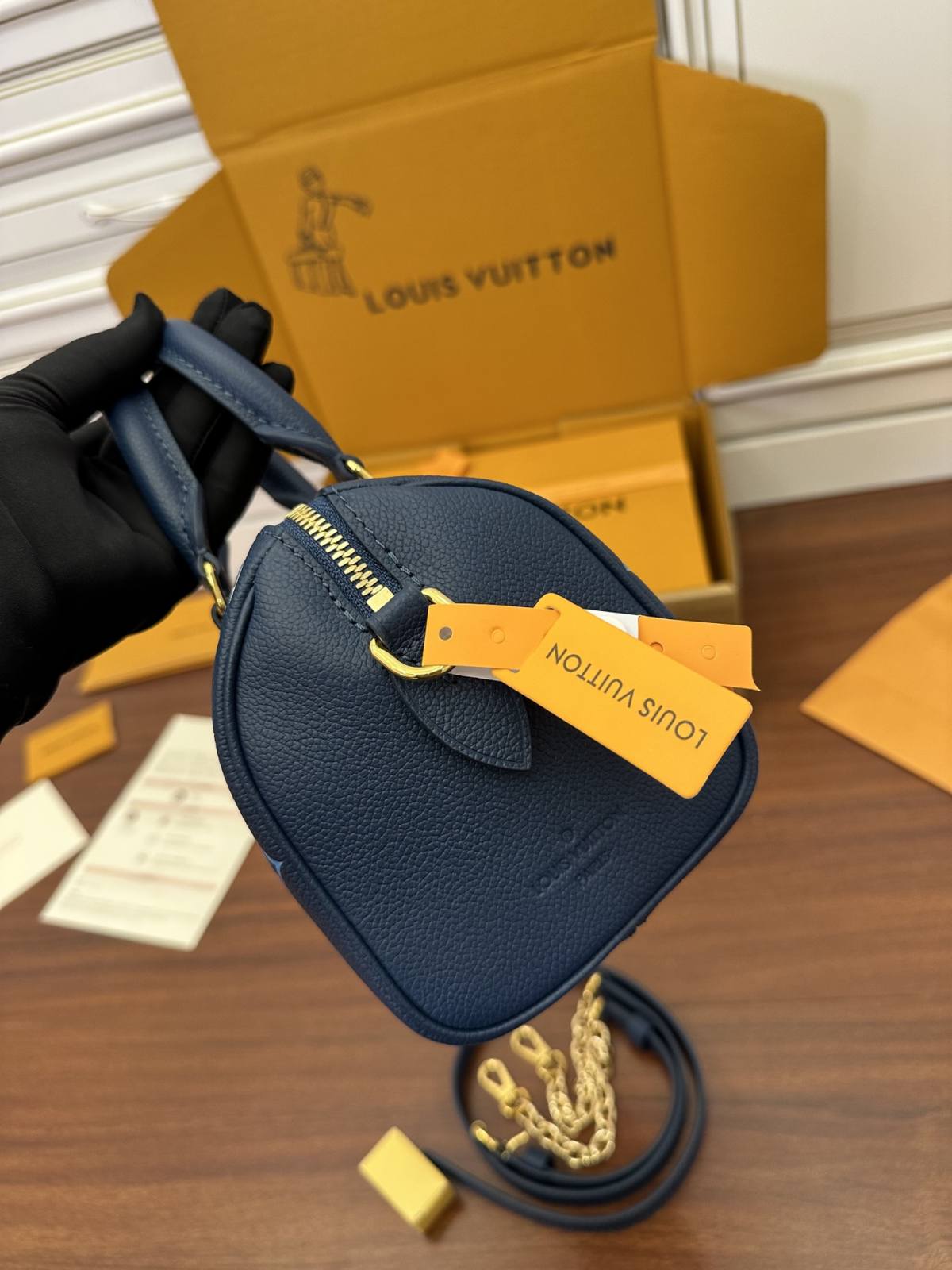 Ellebag Factory Replication Technique – Louis Vuitton SPEEDY BANDOULIÈRE 20 (M46517)-Best Quality Fake Louis Vuitton Bag Online Store, Replica designer bag ru