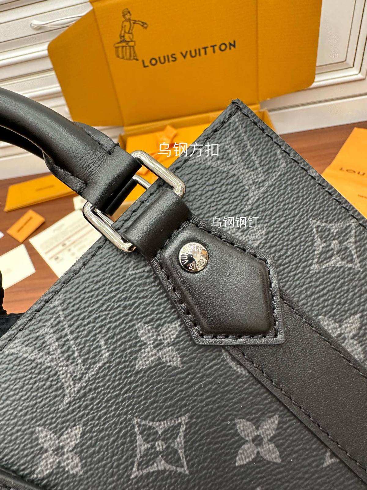 Ellebag Factory Replication Technique – Louis Vuitton Sac Plat Small (M46453)-Best Quality Fake Louis Vuitton Bag Online Store, Replica designer bag ru