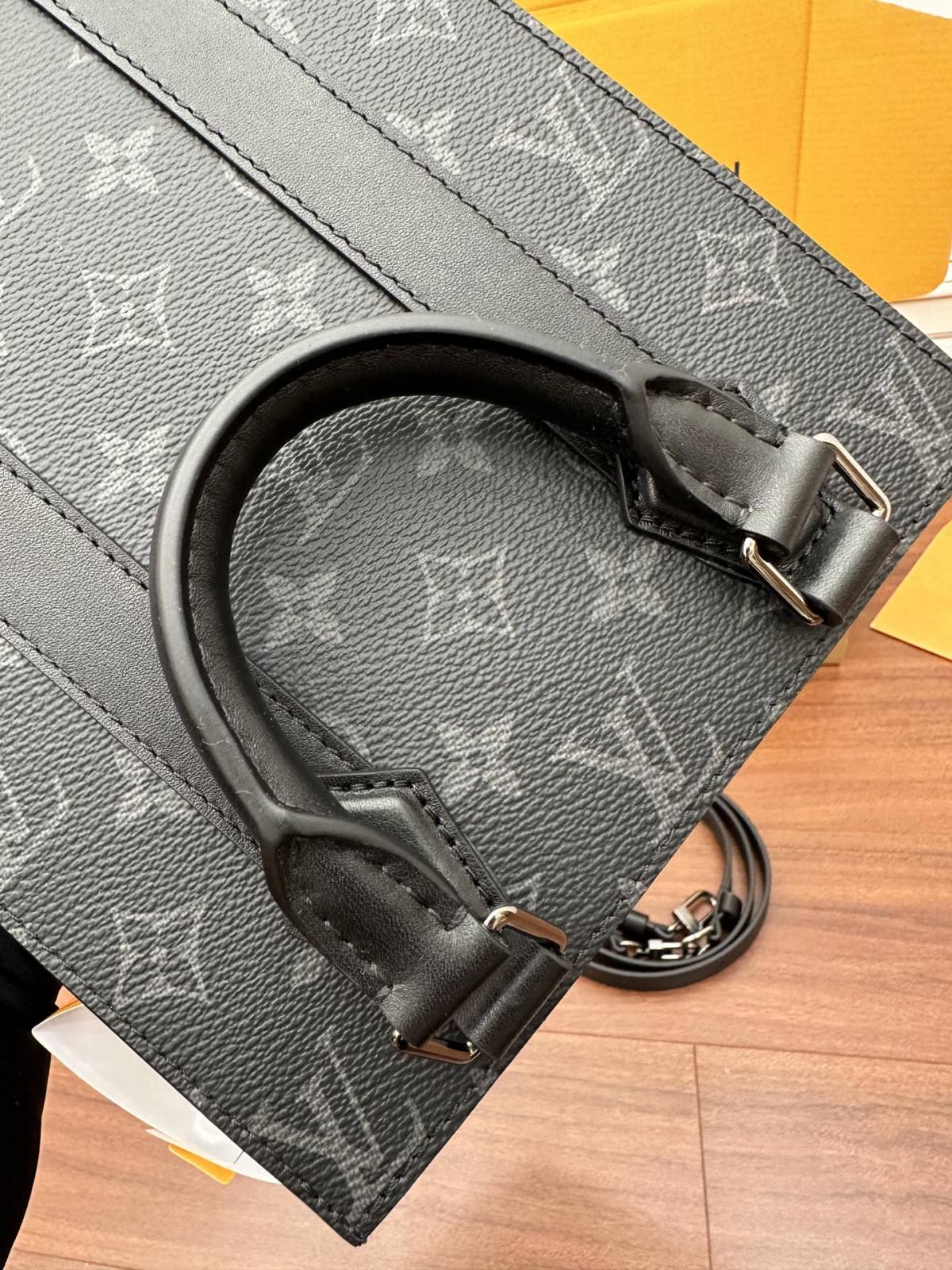 Ellebag Factory Replication Technique – Louis Vuitton Sac Plat Small (M46453)-ร้านค้าออนไลน์กระเป๋า Louis Vuitton ปลอมคุณภาพดีที่สุด, กระเป๋าออกแบบจำลอง ru