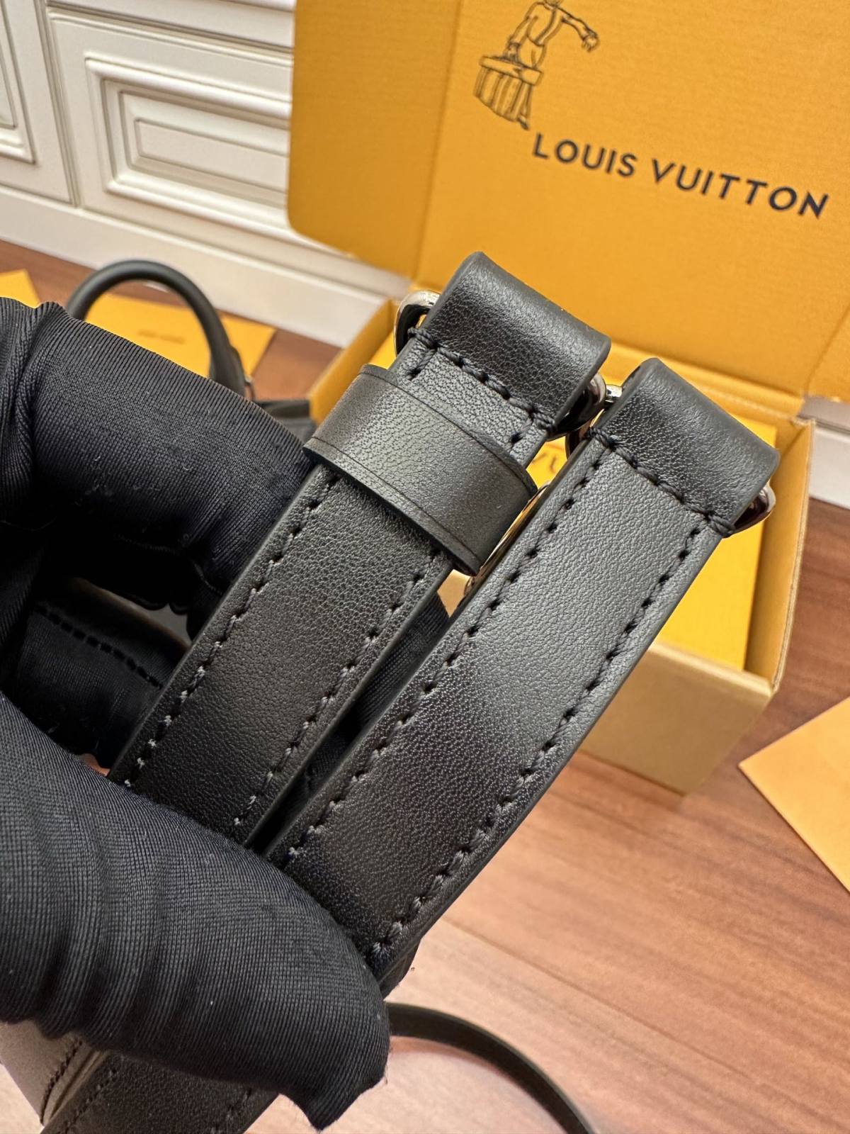 Ellebag Factory Replication Technique – Louis Vuitton Sac Plat Small (M46453)-ร้านค้าออนไลน์กระเป๋า Louis Vuitton ปลอมคุณภาพดีที่สุด, กระเป๋าออกแบบจำลอง ru