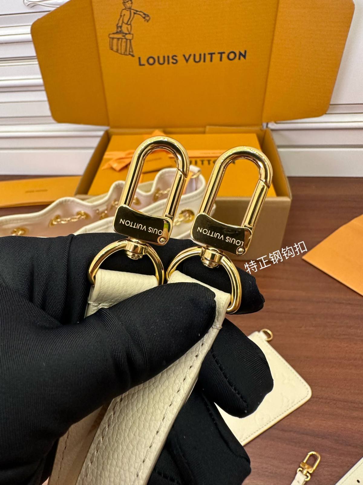 Ellebag Factory Replication Technique – Louis Vuitton Summer Bundle Handbag (M46545)-Bästa kvalitet Fake Louis Vuitton Bag Online Store, Replica designer bag ru