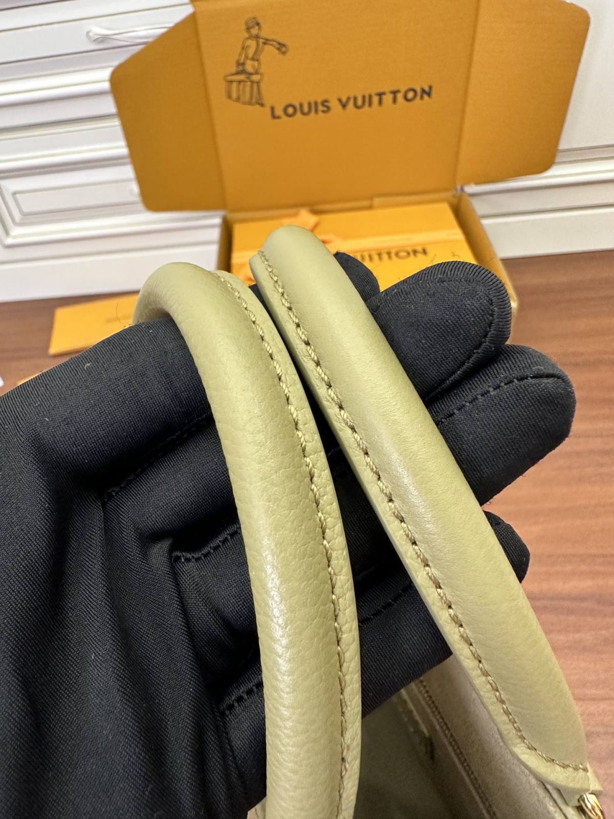 Ellebag Factory Replication Technique for Louis Vuitton Onthego M46647 Green Giant Monogram Full Leather-Tienda en línea de bolsos Louis Vuitton falsos de la mejor calidad, réplica de bolsos de diseño ru