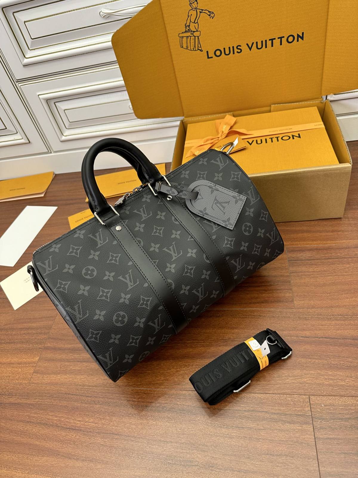 Ellebag Factory Replication Technique for Louis Vuitton Keepall Bandoulière 35 Handbag (M46655) – Monogram Eclipse Black-Best Quality Fake Louis Vuitton Bag Online Store, Replica designer bag ru