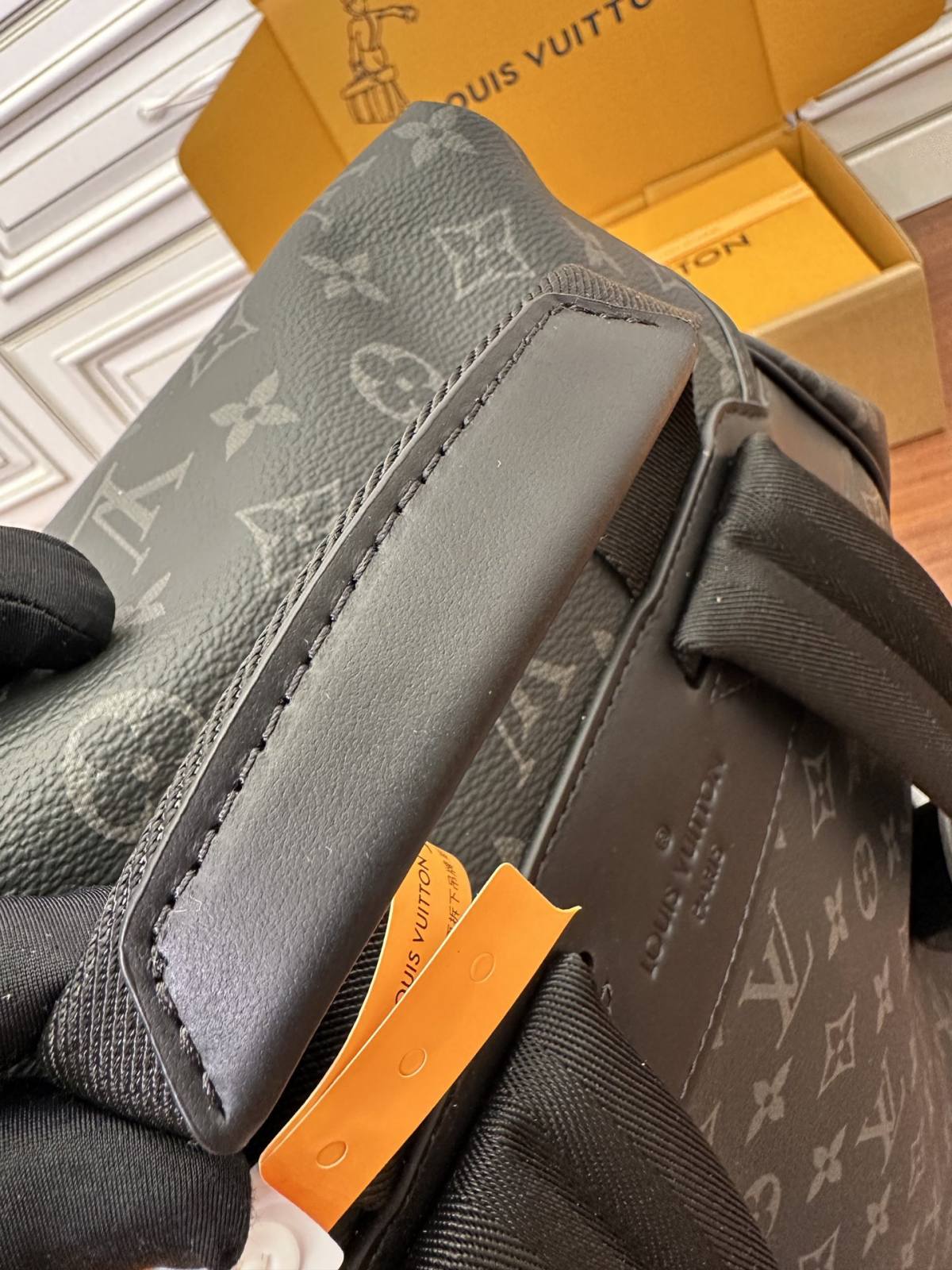 Ellebag Factory Replication Technique for Louis Vuitton Montsouris Backpack in Monogram Eclipse Black (M46683)-Molemo ka ho Fetisisa Lebenkele la Lebenkele la Marang-rang la Fake Louis Vuitton, Replica designer bag ru