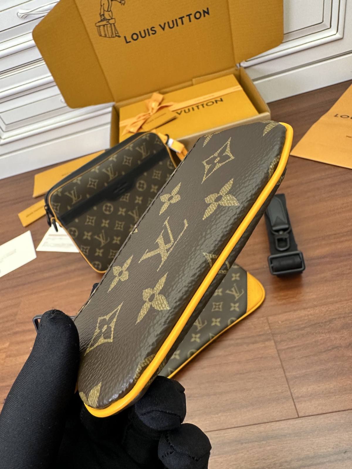 Ellebag Factory Replication Technique for Louis Vuitton Trio Messenger Bag (M46694) with Yellow Leather-Best Quality Replica designer Bag factory in China