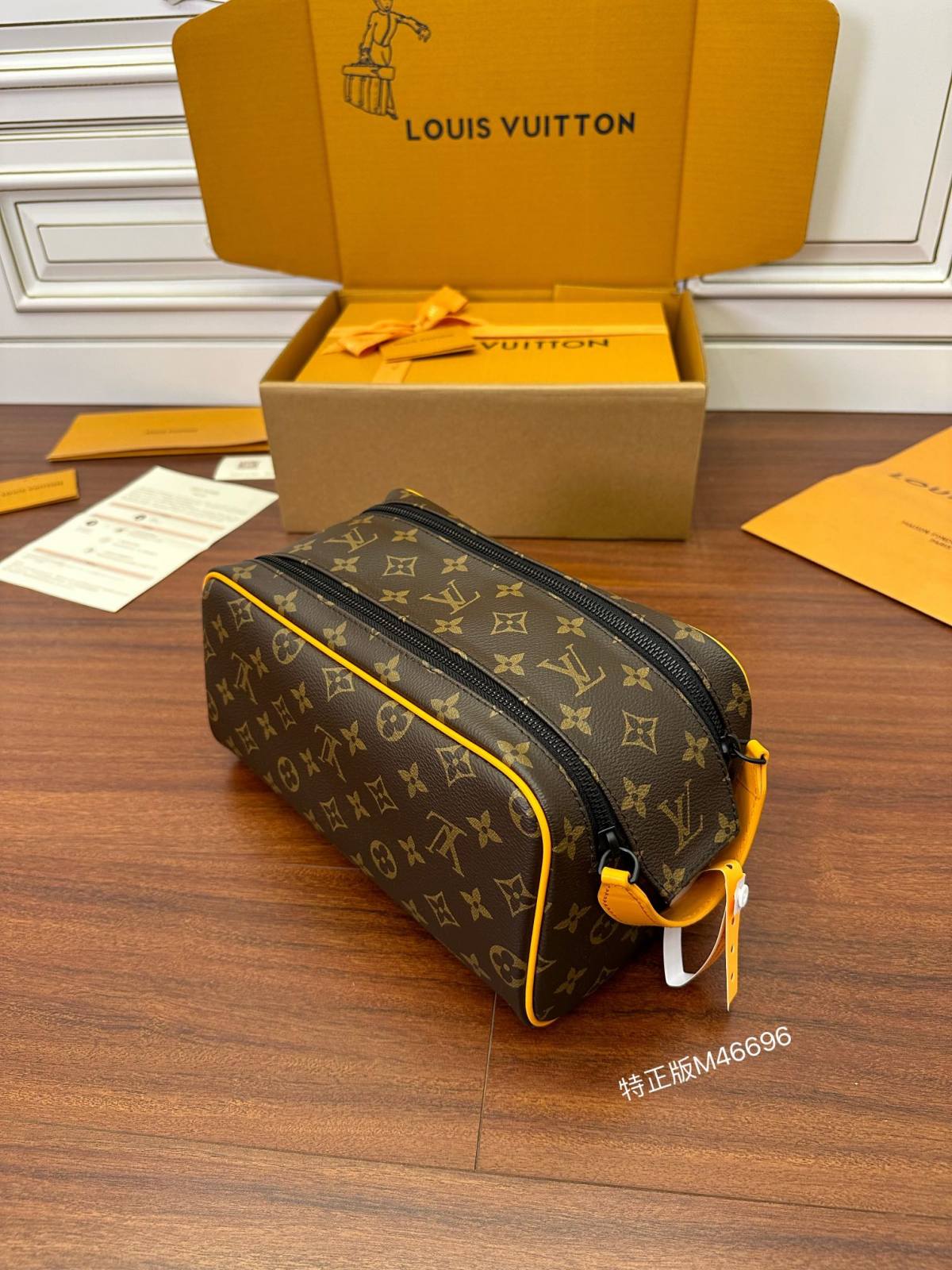 Ellebag replica art: Louis Vuitton DOPP KIT Toiletry Bag (M46696)-Beste Kwaliteit Vals Louis Vuitton Sak Aanlyn Winkel, Replika ontwerper sak ru