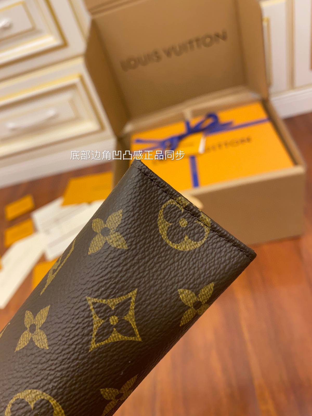 The replication of the Louis Vuitton M47542 Toiletry Bag by Ellebag Factory-Best Quality Replica designer Bag factory in China