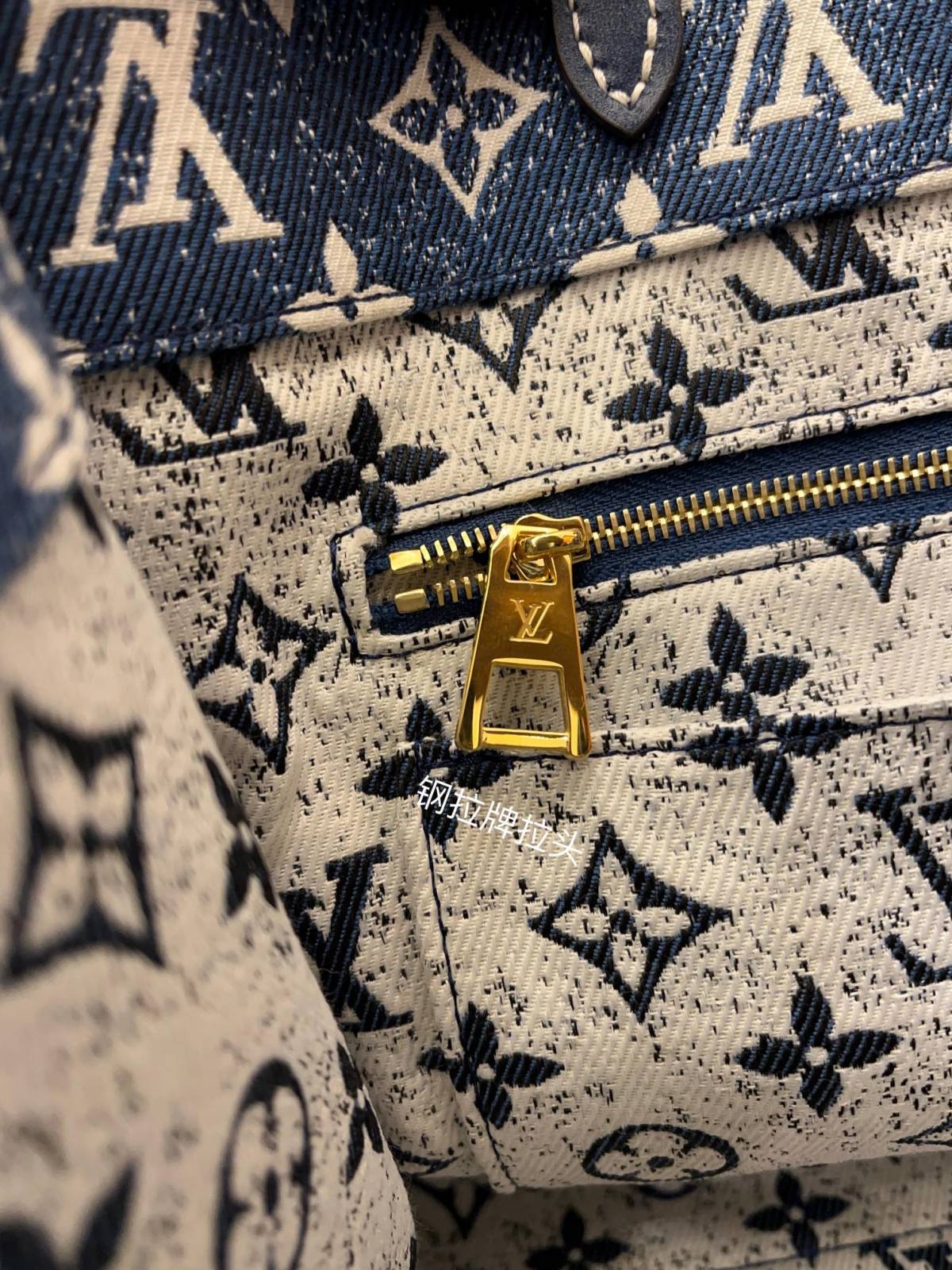 Ellebag Factory’s Replication Craftsmanship for Louis Vuitton ONTHEGO Medium Handbag (M59608) – Onthego Monogram Embossed Denim-Best Quality Fake Louis Vuitton Bag Online Store, Replica designer bag ru