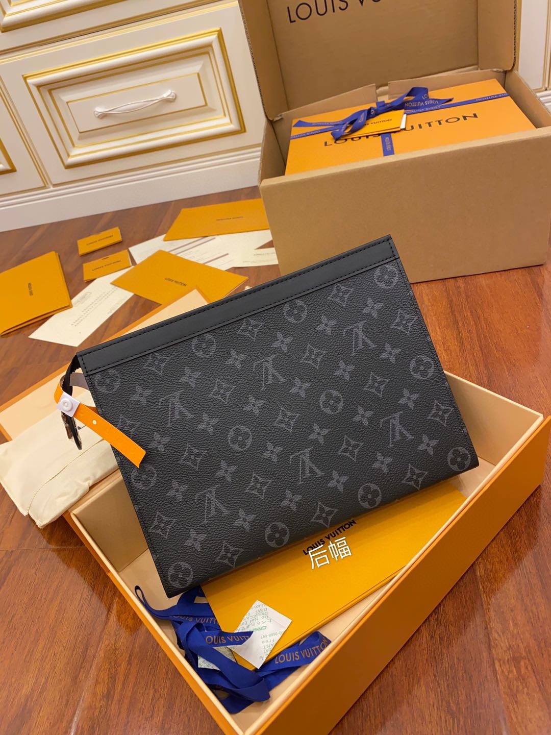 Ellebag Mastery: Replica of LV Monogram Eclipse Black Pochette Voyage M61692-Yakanakisa Hunhu Fake Louis Vuitton Bag Online Store, Replica dhizaini bag ru