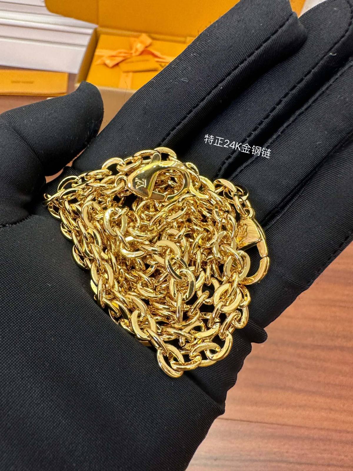 Ellebag’s meticulous replication process for the Louis Vuitton FLORE Chain Wallet (M67405)-最高品質の偽のルイヴィトンバッグオンラインストア、レプリカデザイナーバッグru