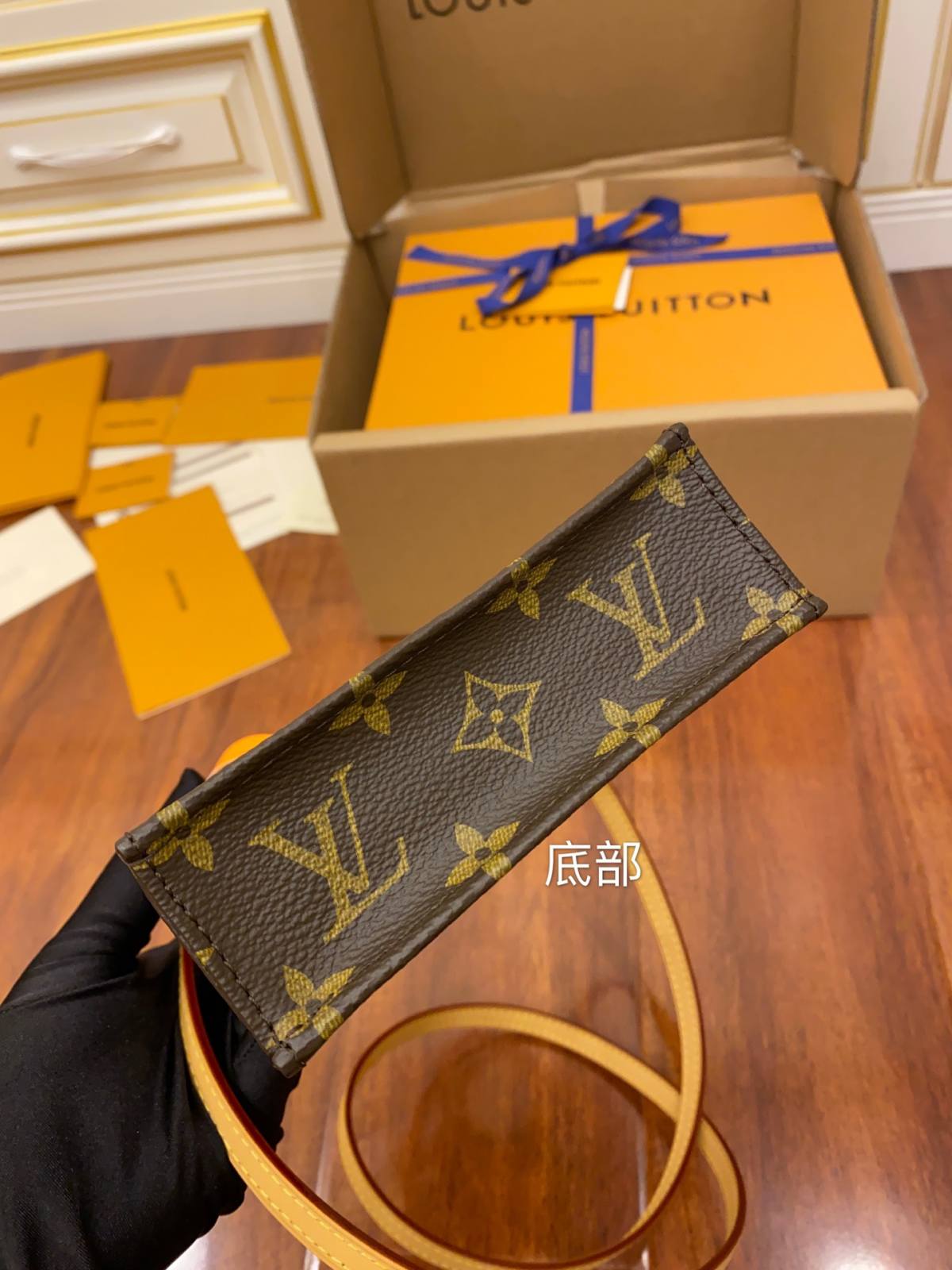 Ellebag’s Masterful Replica of Louis Vuitton Petit Sac Plat M69442: A Study in Excellence-Best Quality Fake Louis Vuitton Bag Nettbutikk, Replica designer bag ru