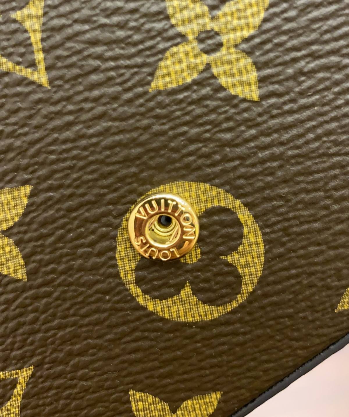 Ellebag’s Precision Crafted Replica of LV FÉLICIE Felicie Strap & Go M80091: A Green Marvel-Bescht Qualitéit Fake Louis Vuitton Bag Online Store, Replica Designer Bag ru