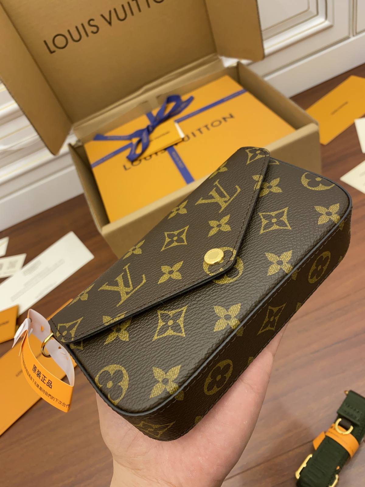 Ellebag’s Precision Crafted Replica of LV FÉLICIE Felicie Strap & Go M80091: A Green Marvel-Best Quality Fake Louis Vuitton Bag Online Store, Replica designer bag ru