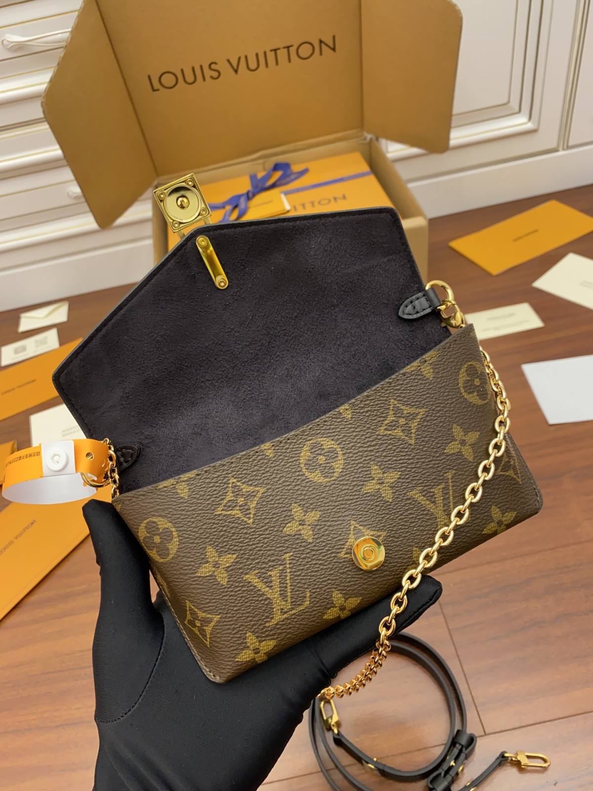 Ellebag’s Replica Craftsmanship: Louis Vuitton PADLOCK ON STRAP Handbag (M80559) in Black Monogram-Best Quality Fake Louis Vuitton Bag Online Store, Replica designer bag ru