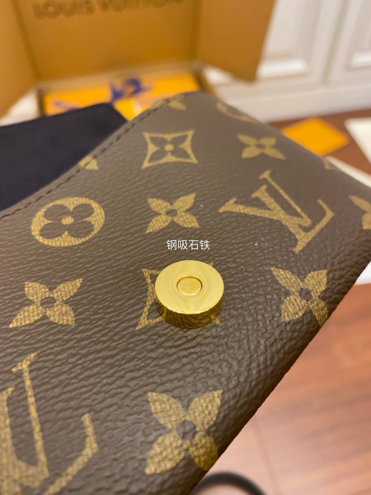 Ellebag’s Replica Craftsmanship: Louis Vuitton PADLOCK ON STRAP Handbag (M80559) in Black Monogram-Zoo Zoo Fake Louis Vuitton Hnab Online Khw, Replica designer hnab ru