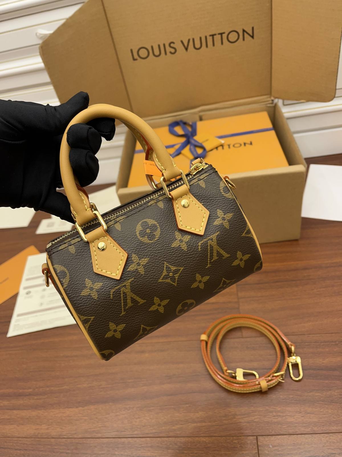 Ellebag Factory’s Exquisite Replication of the Louis Vuitton NANO SPEEDY Handbag (M81085)-Beste Kwaliteit Vals Louis Vuitton Sak Aanlyn Winkel, Replika ontwerper sak ru