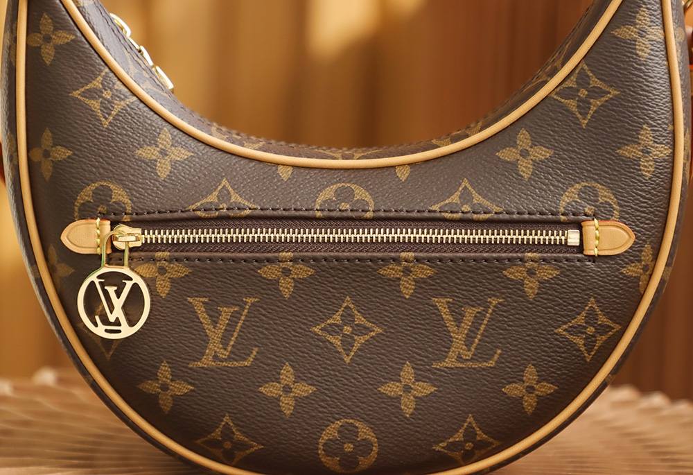 Ellebag Factory’s Masterful Replication of Louis Vuitton M81098 Loop Bag-Best Quality Fake Louis Vuitton Bag Online Store, Replica designer bag ru