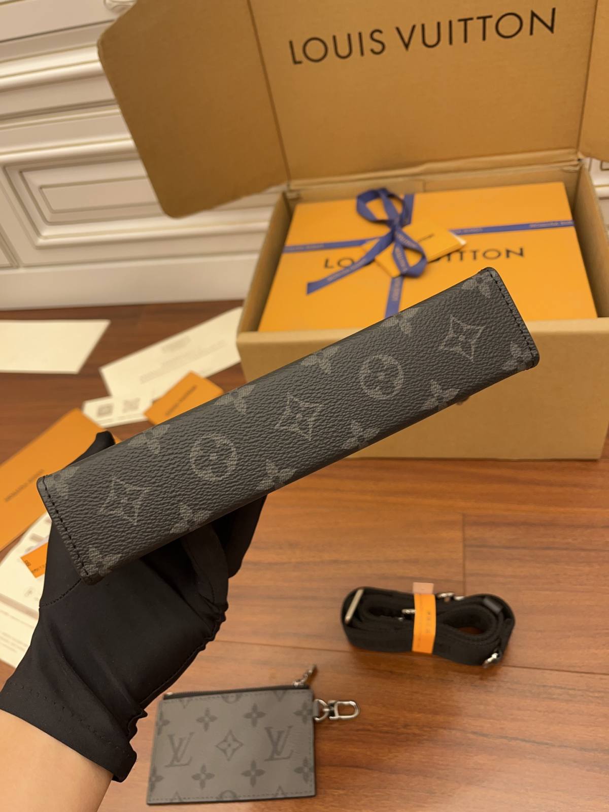 Ellebag Factory’s Exquisite Replication of Louis Vuitton M81124 Monogram Eclipse Black Gaston-Najlepsza jakość fałszywych torebek Louis Vuitton Sklep internetowy, projektant repliki torebki ru