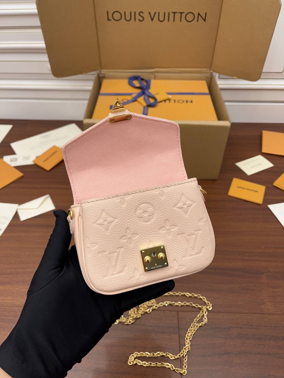 Ellebag Factory’s Replication Craftsmanship for Louis Vuitton M81389 Metis in Full Leather Super Mini, Pink-Dyqani në internet i çantave të rreme Louis Vuitton me cilësi më të mirë, çanta modeli kopje ru