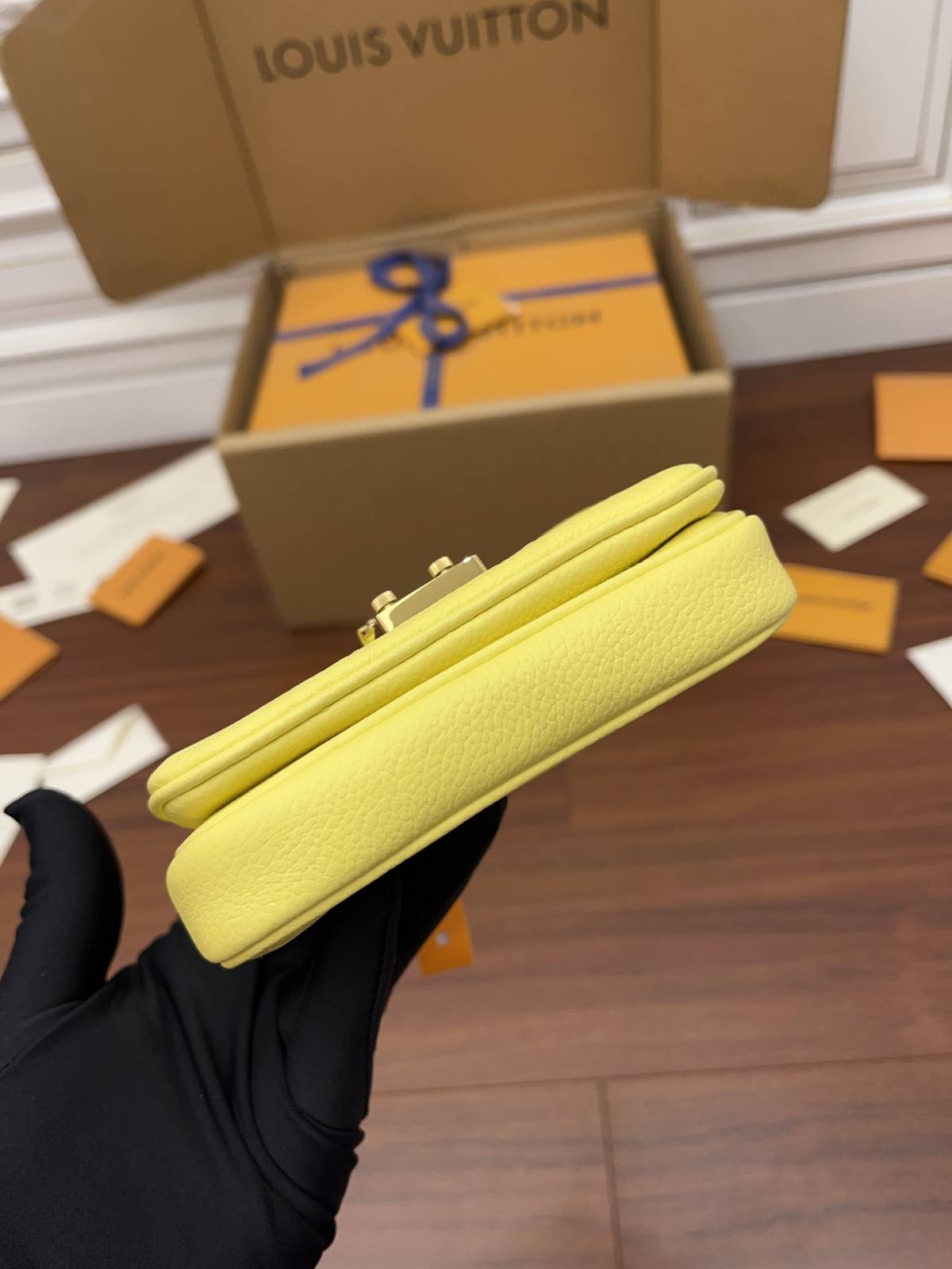 Ellebag Factory’s Exquisite Replication Techniques for Louis Vuitton M81407 Metis Bag Super Mini in Yellow Full Leather-Шилдэг чанарын хуурамч Louis Vuitton цүнх онлайн дэлгүүр, Replica дизайнер цүнх ru