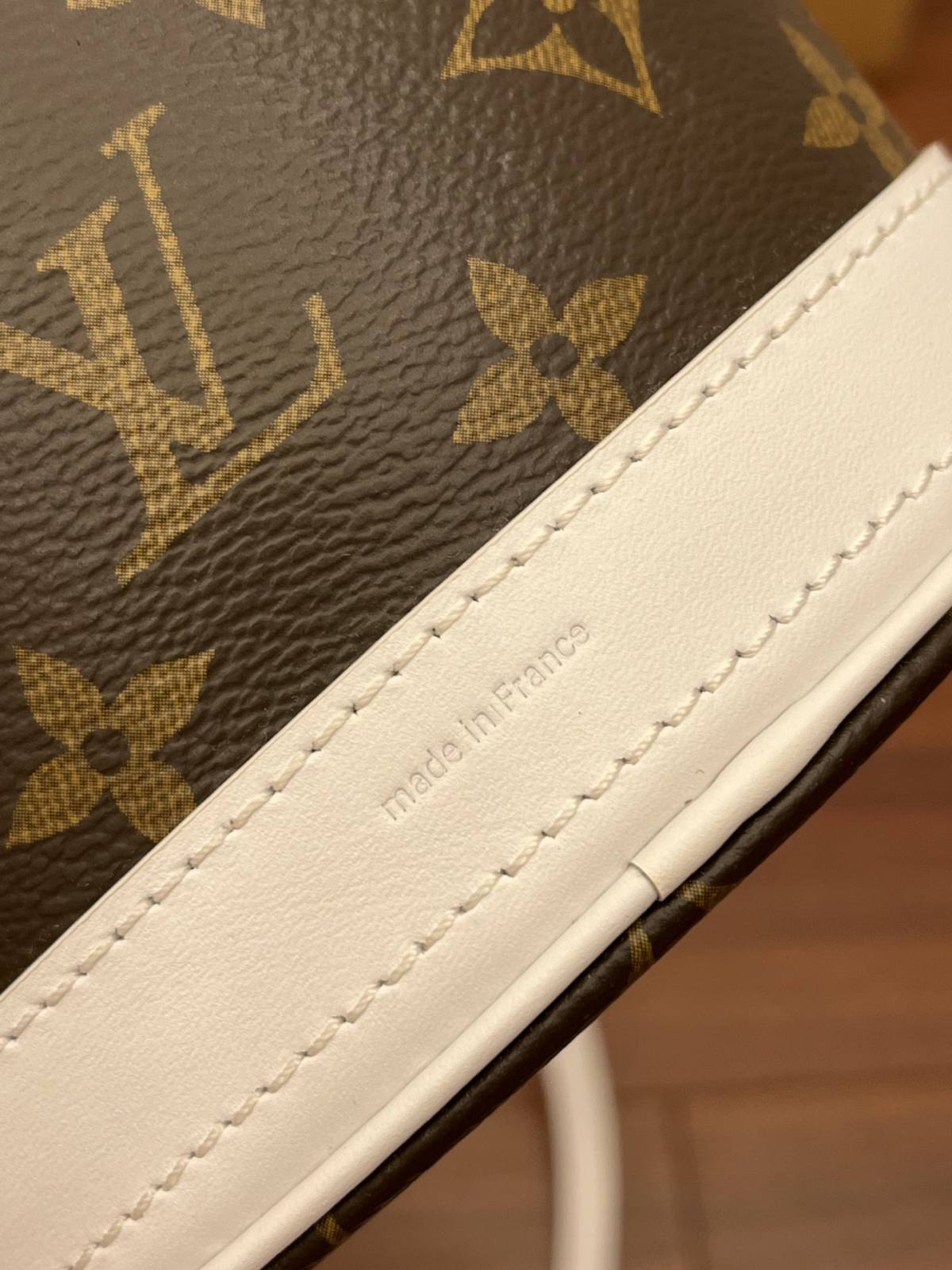 Ellebag Factory’s Expert Replication Techniques for Louis Vuitton M81489 LV Nano Bucket Handbag-ร้านค้าออนไลน์กระเป๋า Louis Vuitton ปลอมคุณภาพดีที่สุด, กระเป๋าออกแบบจำลอง ru