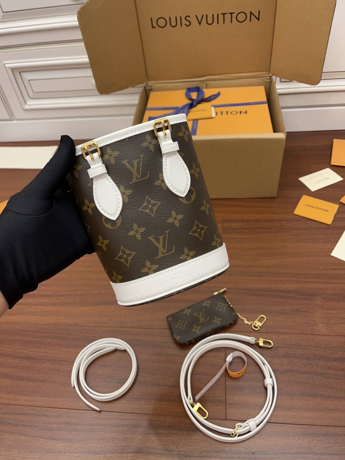 Ellebag Factory’s Expert Replication Techniques for Louis Vuitton M81489 LV Nano Bucket Handbag-Najlepsza jakość fałszywych torebek Louis Vuitton Sklep internetowy, projektant repliki torebki ru