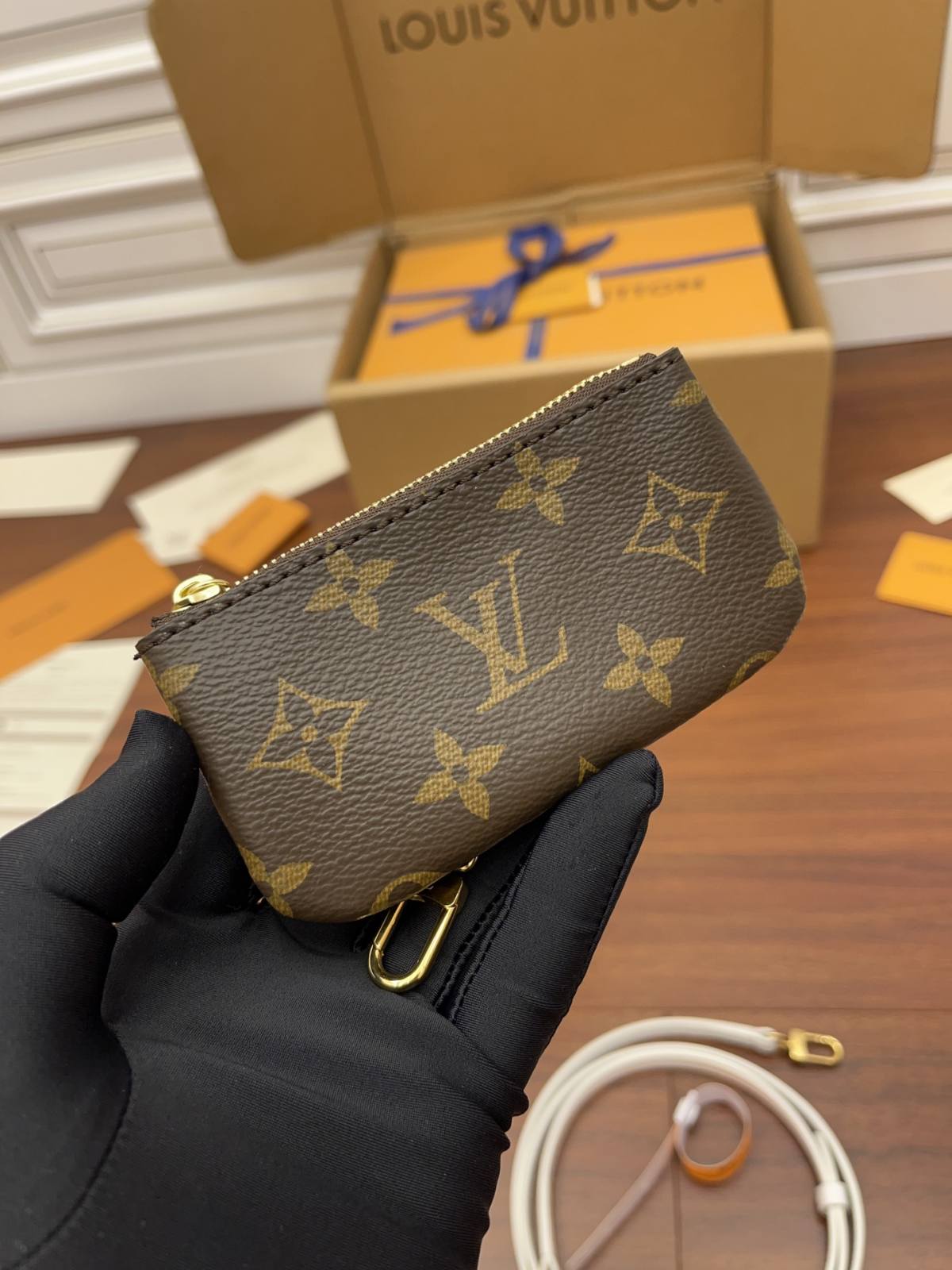 Ellebag Factory’s Expert Replication Techniques for Louis Vuitton M81489 LV Nano Bucket Handbag-ร้านค้าออนไลน์กระเป๋า Louis Vuitton ปลอมคุณภาพดีที่สุด, กระเป๋าออกแบบจำลอง ru