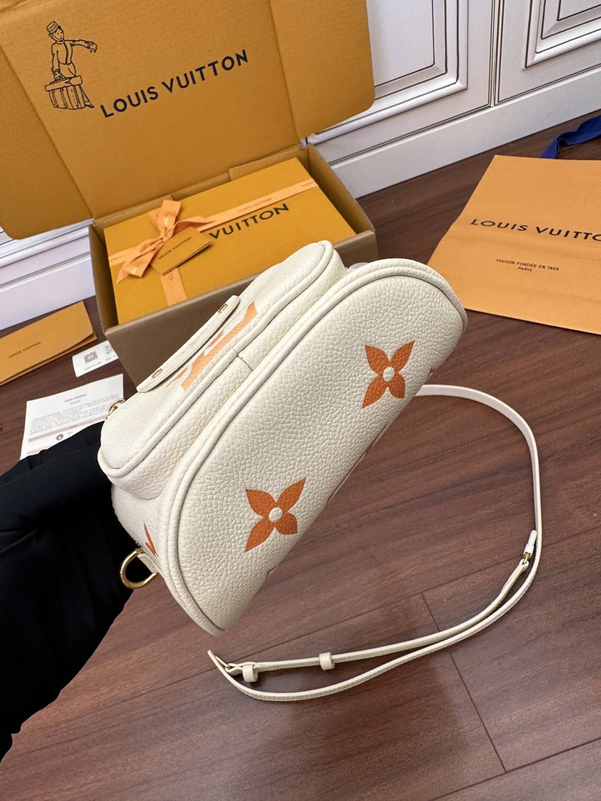 Ellebag Factory Replication Techniques: Louis Vuitton MINI BUMBAG Handbag (M82208) – Yellow-최고의 품질 가짜 루이비통 가방 온라인 스토어, 복제 디자이너 가방 ru