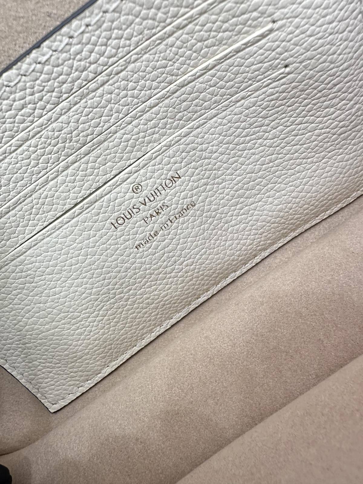 Ellebag Factory’s Masterful Replication of Louis Vuitton WALLET ON CHAIN IVY Handbag (M82210) – Black-Umgangatho ogqwesileyo woMgangatho weFake weLouis Vuitton kwiVenkile ye-Intanethi, ibhegi yomyili weReplica ru