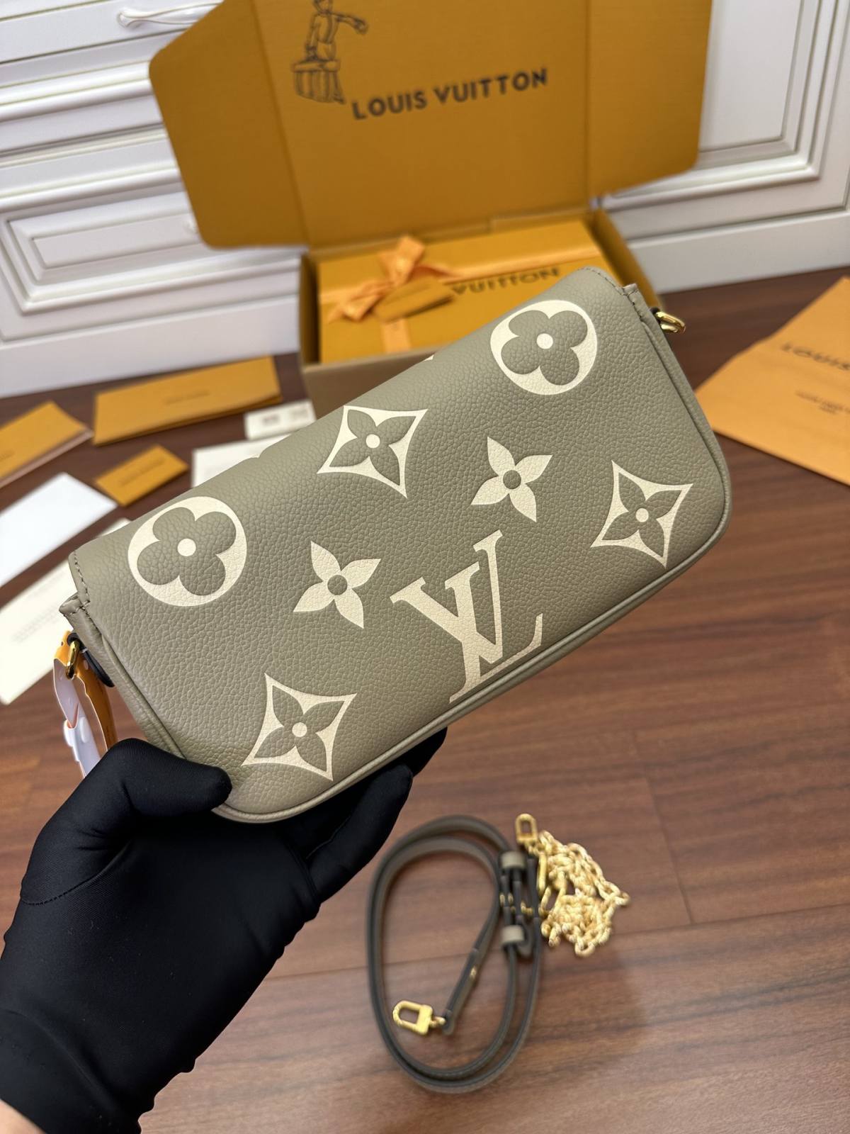 Ellebag Factory Replication Techniques: Louis Vuitton Wallet On Chain Ivy Handbag (M82211)-Botiga en línia de bosses falses de Louis Vuitton de millor qualitat, rèplica de bosses de disseny ru