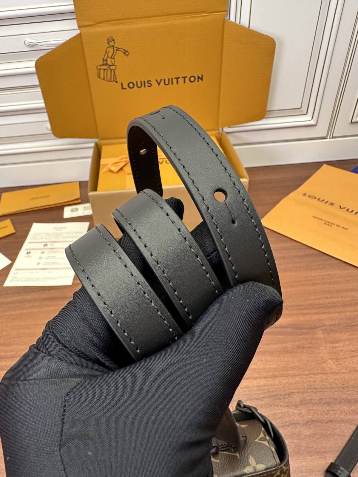 Ellebag Factory’s Exquisite Replication of Louis Vuitton Yellow Men’s Steamer Bag (M82534)-Labākās kvalitātes viltotās Louis Vuitton somas tiešsaistes veikals, dizaineru somas kopija ru