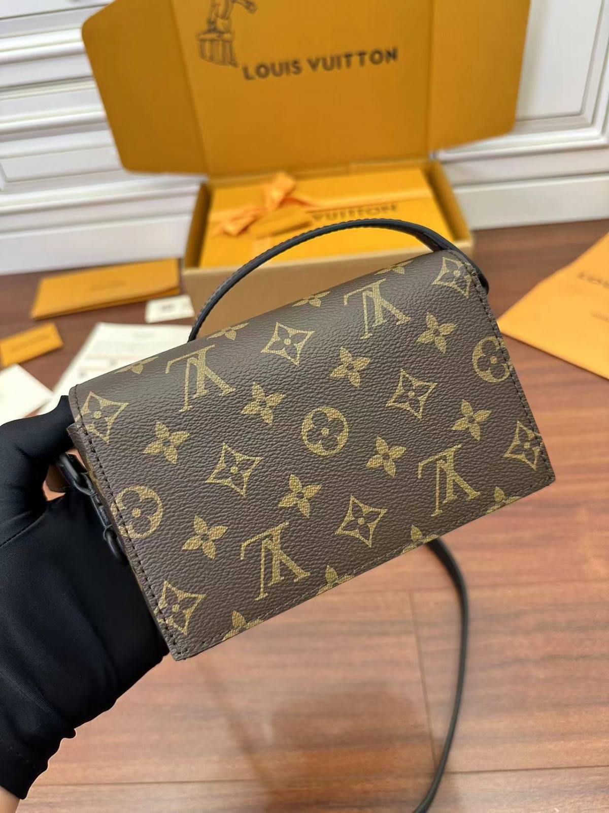 Ellebag Factory’s Exquisite Replication of Louis Vuitton Yellow Men’s Steamer Bag (M82534)-Pangalusna kualitas palsu Louis Vuitton Kantong Toko Online, Replica desainer kantong ru