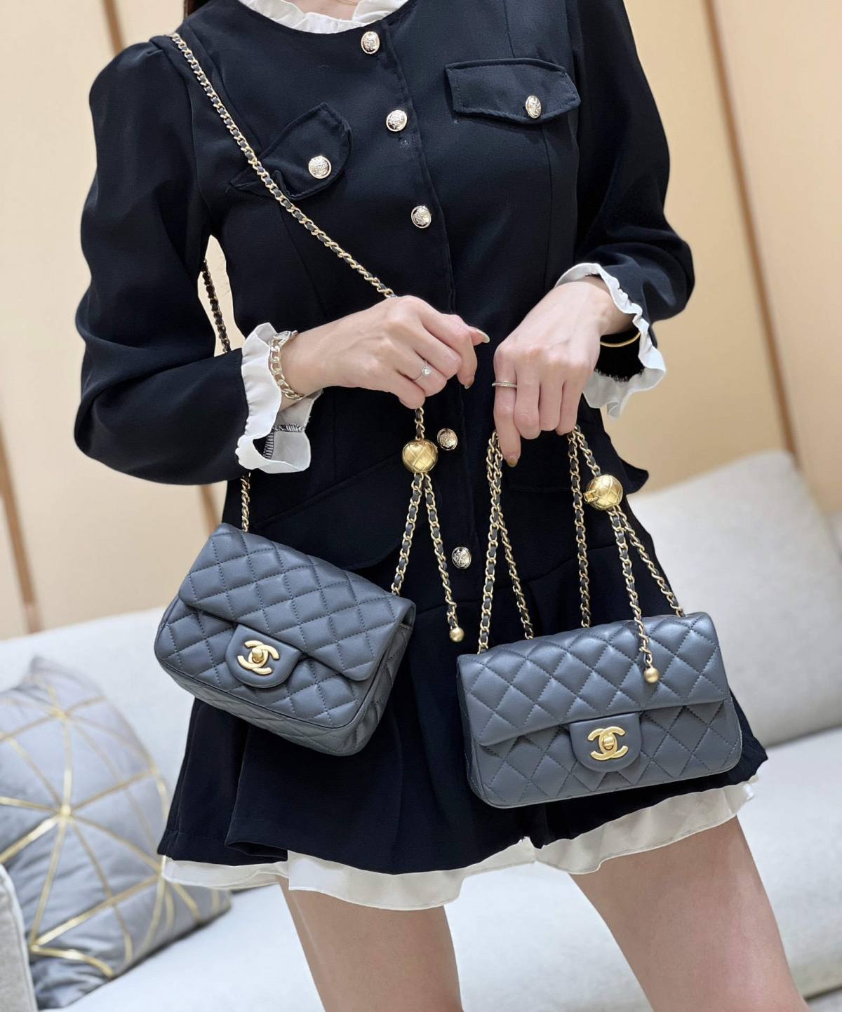 A Closer Look at the Deep Gray Ellebag super fake Chanel Mini Flap Bag with Gold Ball Chain （2024 Nov updated）-Best Quality Replica designer Bag factory in China