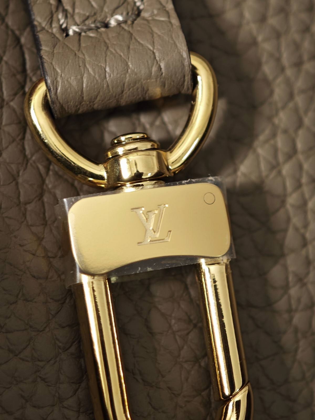 Ellebag’s 1:1 Replica of Louis Vuitton M12109 Neverfull Bandoulière Inside Out BB: A True Reflection of Craftsmanship （2024 Nov updated）-Meilleure qualité de faux sac Louis Vuitton en ligne, réplique de sac de créateur ru