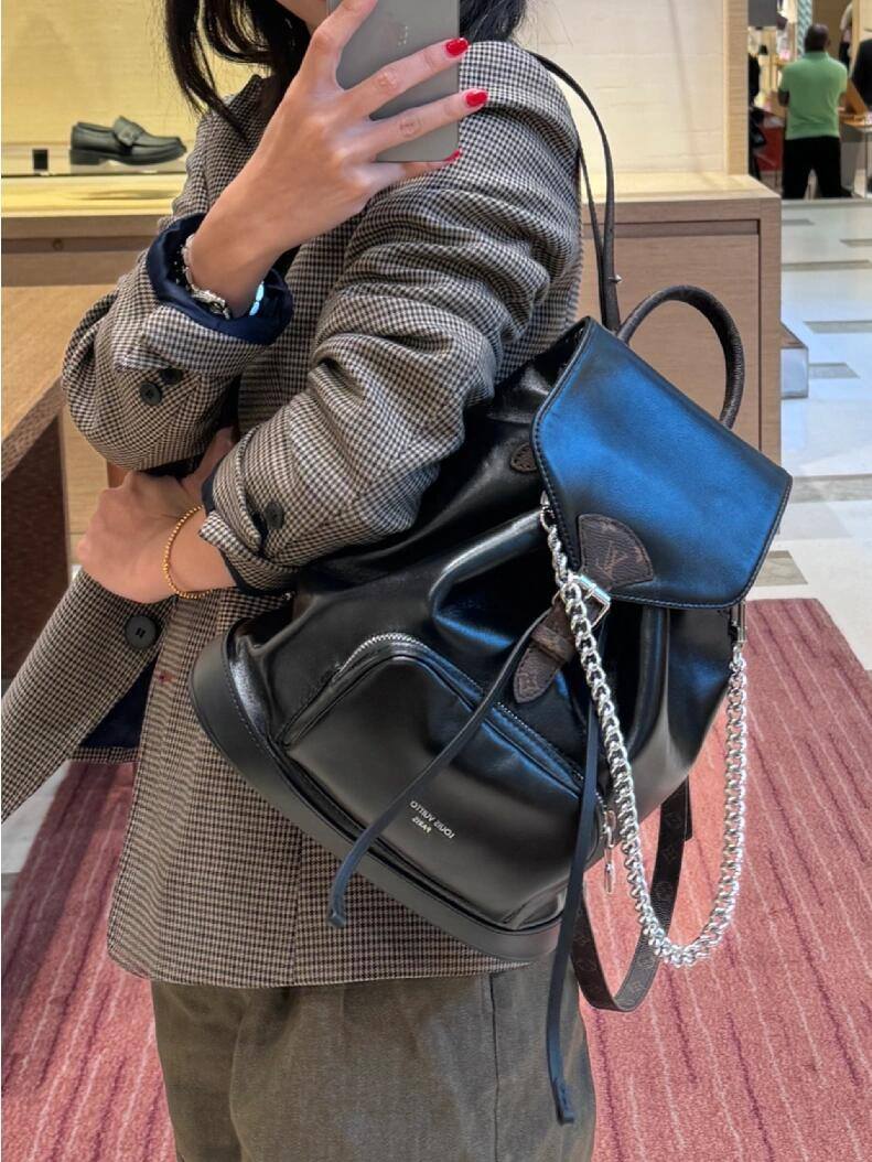 Ellebag’s 1:1 Replica of Louis Vuitton M12587 Montsouris PM: A Masterpiece of Craftsmanship（2024 Nov updated）-Kedai Dalam Talian Beg Louis Vuitton Palsu Kualiti Terbaik, Beg reka bentuk replika ru