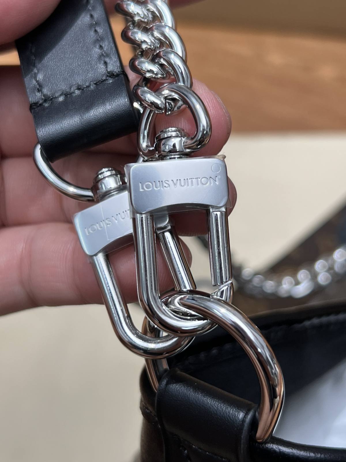 Ellebag’s 1:1 Replica of Louis Vuitton M24861 Carryall Cargo Small Handbag（2024 Nov updated）-Bästa kvalitet Fake Louis Vuitton Bag Online Store, Replica designer bag ru