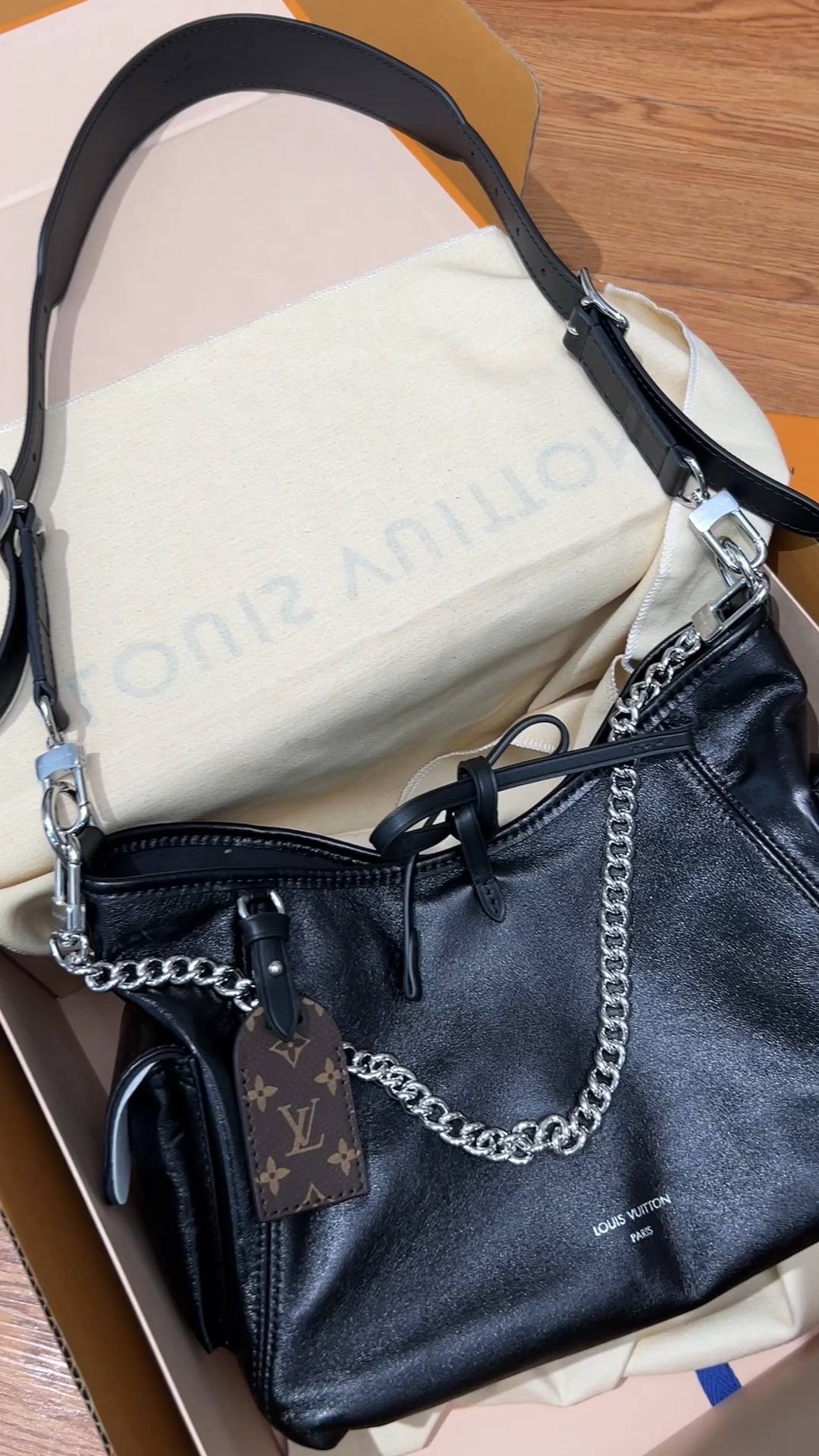 Ellebag’s 1:1 Replica of Louis Vuitton M24861 Carryall Cargo Small Handbag（2024 Nov updated）-最高品質の偽のルイヴィトンバッグオンラインストア、レプリカデザイナーバッグru