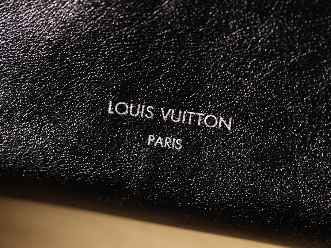 Ellebag’s 1:1 Replica of Louis Vuitton M24861 Carryall Cargo Small Handbag（2024 Nov updated）-Καλύτερης ποιότητας Fake Louis Vuitton Ηλεκτρονικό κατάστημα, Replica designer bag ru